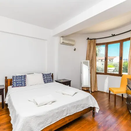 Duplex House With Shared Pool Near Beach In *